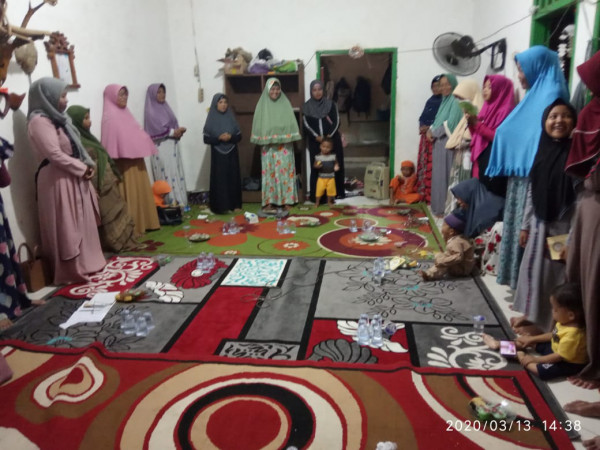 Pengajian Rutin Ibu-Ibu di Desa Rimba Jaya
