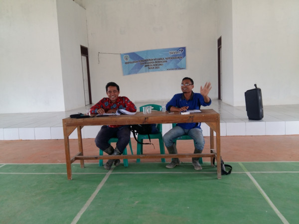 Koordinator BPP Kecamatan Belantikan Raya memberikan materi tentang budidaya Jahe Merah
