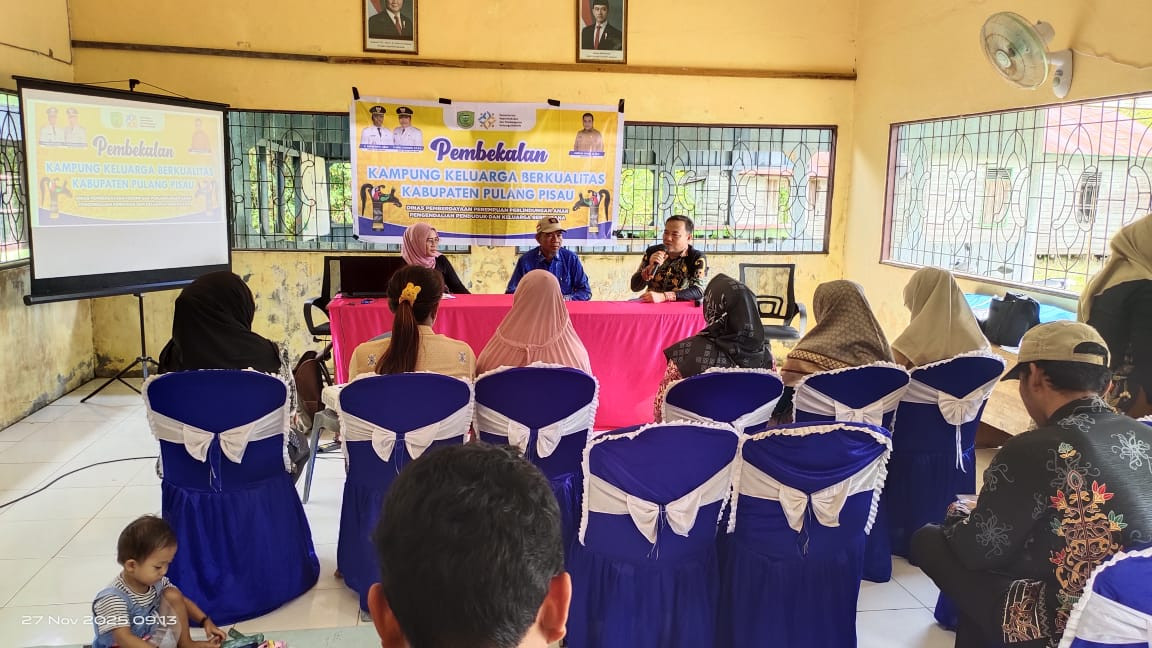 sambutan oleh sekretaris Dinas P3AP2KB Kab.Pulang Pisau