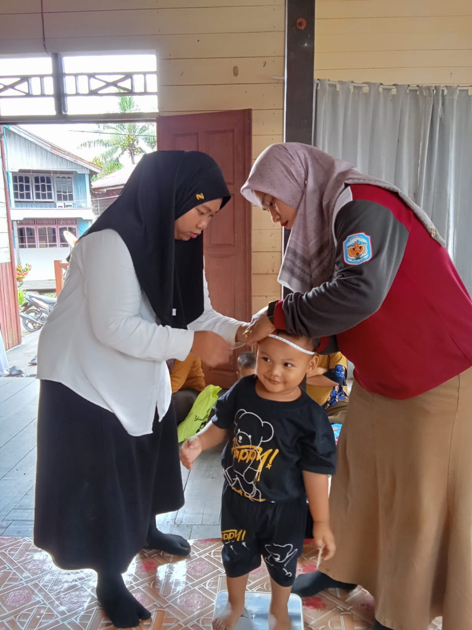 KEGIATAN POSYANDU BALITA DAN BKB ANYELIR 1