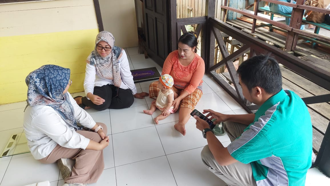 Tim dari Direktorat Perencanaan Pengendalian Penduduk BKKBN RI melakukan kunjungan langsung ke keluarga beresiko stunting