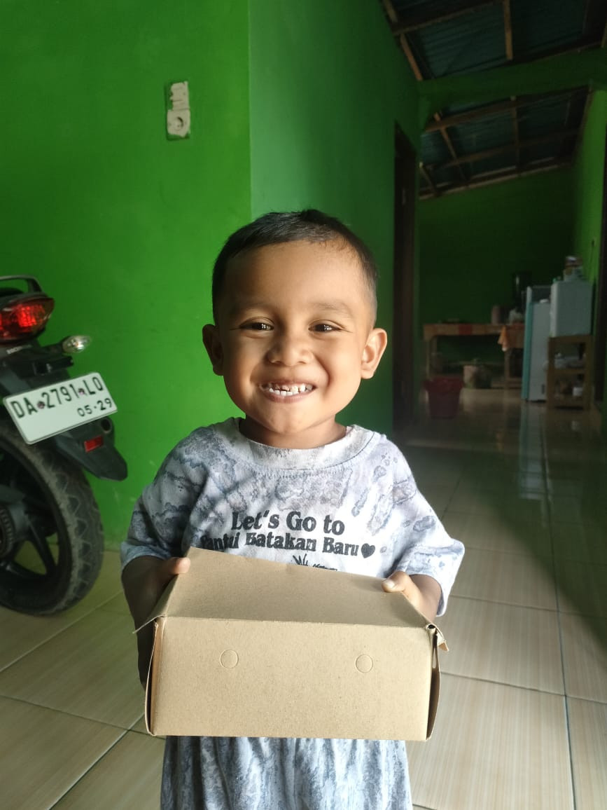 Pemberian makanan tambahan bagi balita bgt