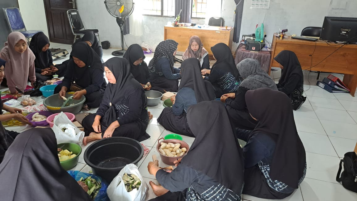 Pelatihan pembuatan makanan ringan