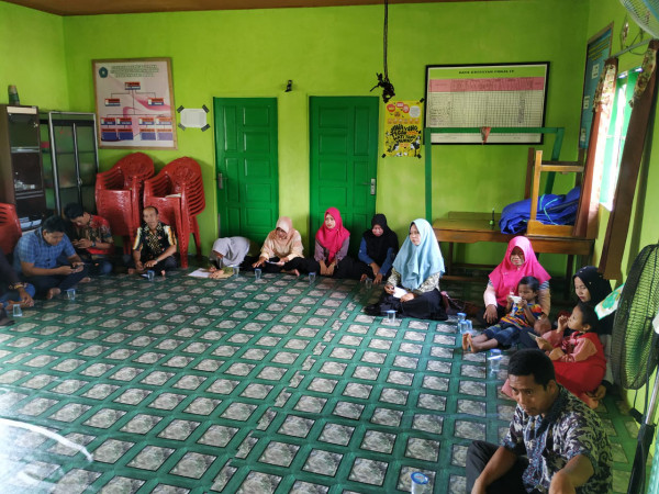 Peserta Pertemuan Forum Musyawarah Desa Kampung KB