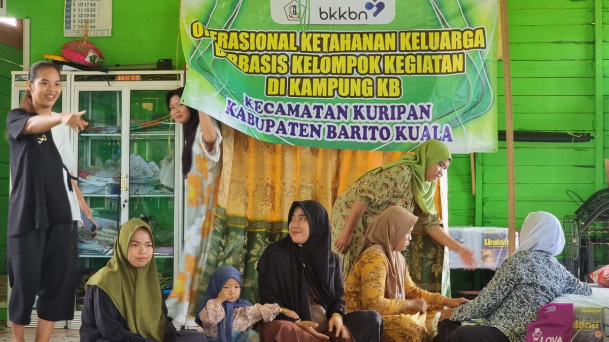 Kegiatan operasional ketahanan keluarga berbasis kelompok kegiatan di kampung KB desa Jambu Kecamatan Kuripan