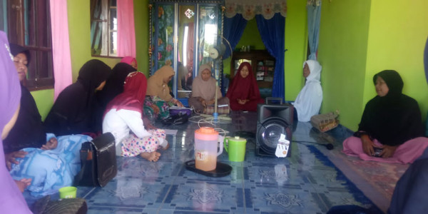 Kegiatan Rutin Yasinan Alkhusna 