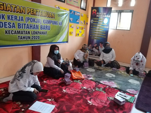 PERTEMUAN KELOMPOK KERJA KAMPUNG KB DESA BITAHAN BARU