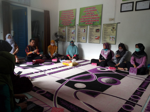 LOKAKARYA MINI PEMBERDAYAAN EKONOMI KELUARGA