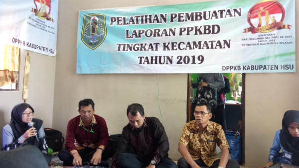 Pelatihan Pembuatan Laporan PPKBD Tingkat Kecamatan Banjang Tahun 2019