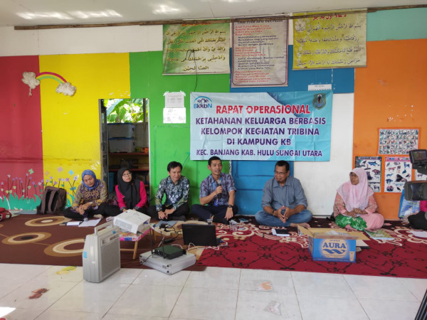 Rapat Operasional Ketahanan Keluarga Berbasis Kelompok Kegiatan Tribina di Kampung KB