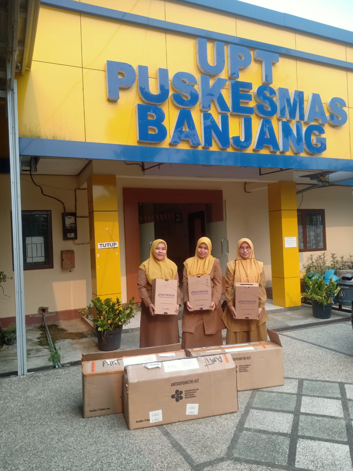 Penyerahan Bantuan Antropometri Kit dan Susu dari Program Sosial Bank Indonesia (PSBI)
