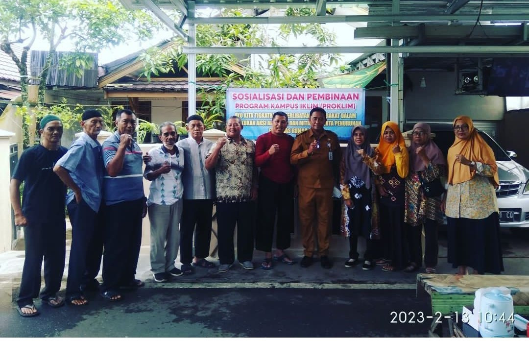 Foto Sosialisasi dan pembinaan Program Khusus Iklim (Proklim)