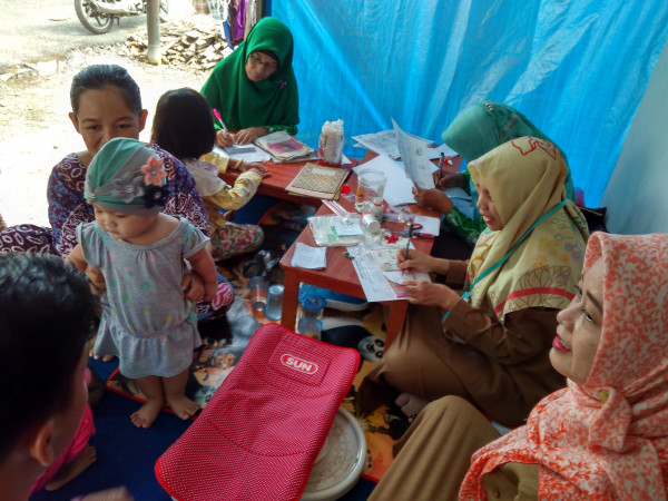 Pemeriksaan Kesehatan Bayi dan Balita di Polindes Kelurahan Sungai Andai