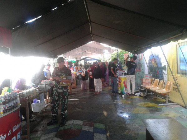 Giat Pasar Murah serta Pembagian Sembako untuk Penyejahteraan Warga Kelurahan Sungai Andai
