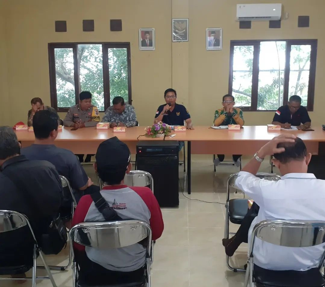 Rapat Koordinasi dan Diskusi Publik Pembangunan Sarana Pendidikan (SD & SMK) di Lingkungan Kelurahan Sungai Andai