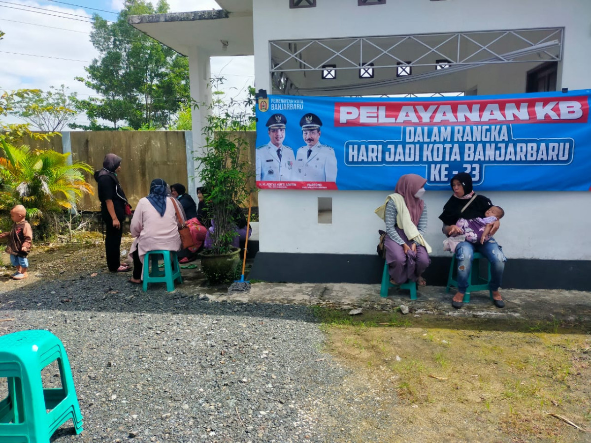 pelayanan kb gratis dalam rangka ultah kota Banjarbaru yang ke 23
