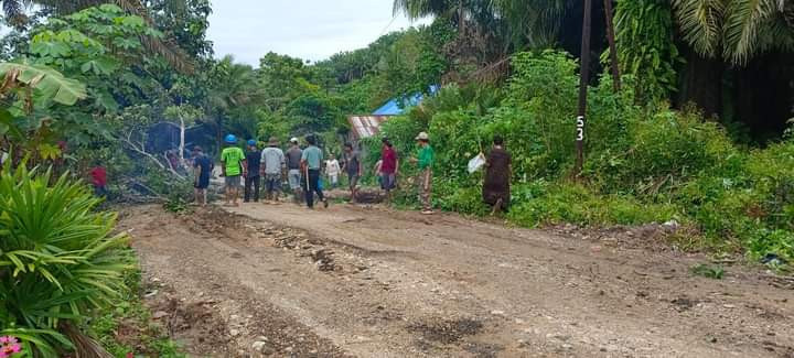Kerja Bhakti warga Desa Olung