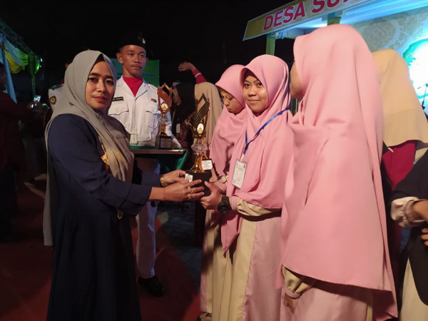 Salah satu peserta yang merupakan anggota PIK Masyarakat Kampung KB meraih Juara di bidang Tilawah