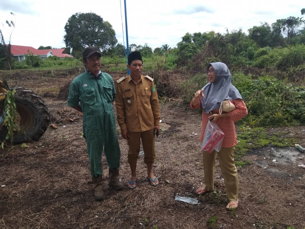 Koordinasi dengan Ketua Kampung KB Anggrek Desa Kembang Janggug