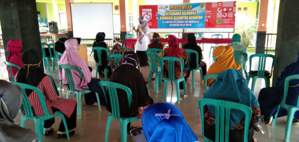 Pertemuan Operasional Ketahanan Keluarga Berbasis Poktan di Kampung KB