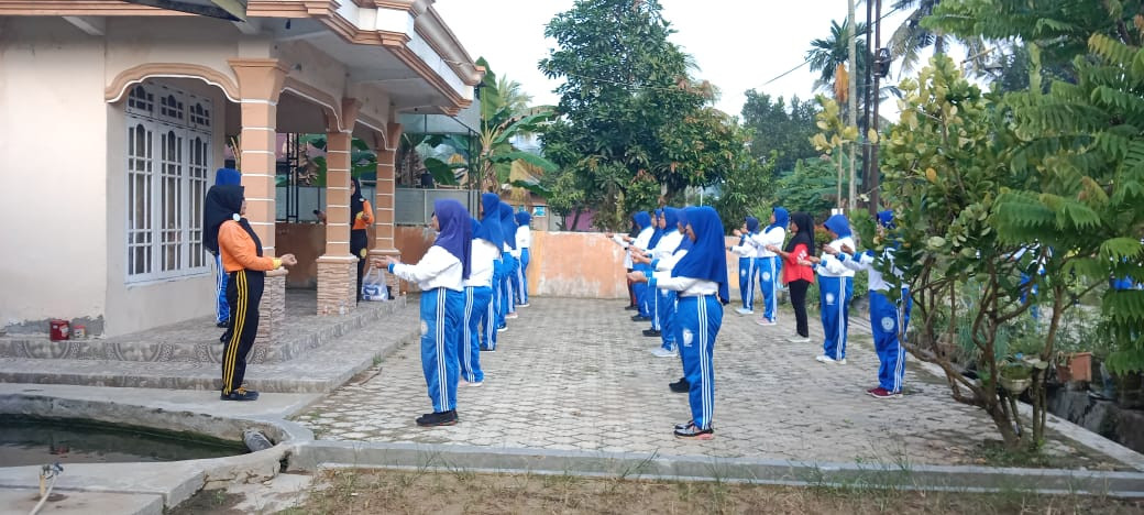 SENAM TERAPI RT 12 BUKUAN