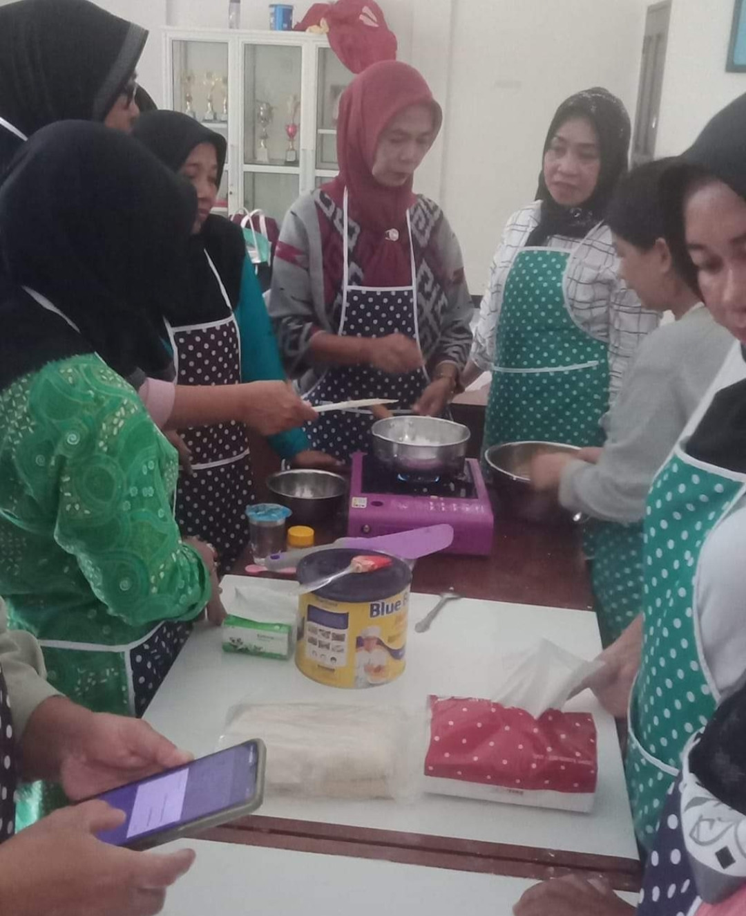 Pelatihan bakery & pastry dana Probebaya