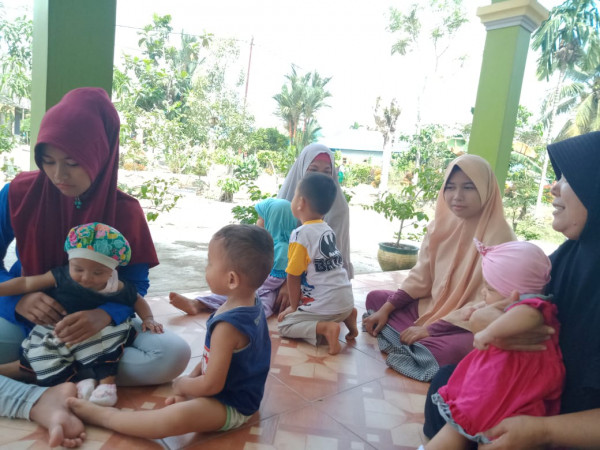 Pendampingan Petugas Puskesmas dan PPKBD dalam kegiatan kelas balita di wilayah Kampung KB 