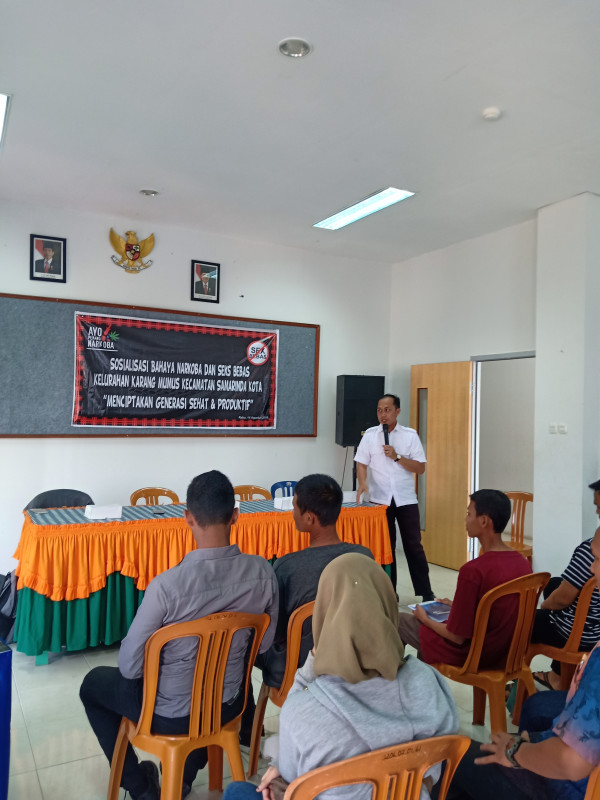 Sosialisasi Bahaya Narkoba dan Seks Bebas bagi remaja di Kampung KB Karang Mumus Kencana. Kelurahan Karang Mumus Kecamatan Samarinda Kota.