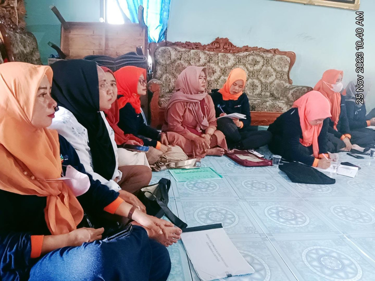 Rapat Bersama Kampung KB "Mutiara Laut" terkait Permasalahan Kesehatan Ibu dan Anak dan PHBS