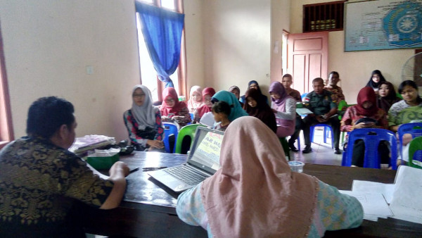 Pertemuan kelompok kerja di Kampung KB "SEJAHTERA"
