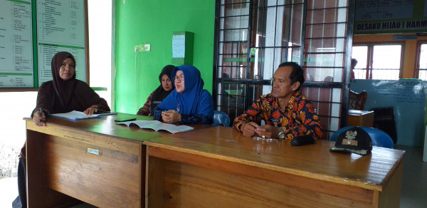 Ketua Kampung KB Lourdes sekaligus Kades Sungai Limau membuka acara kegiatan dengan Narsum dari OPD KB Nunukan