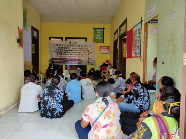 Orientasi PEK Melalui Pembelajaran UPPKA KB Lestari MKJP di Kampung KB Lourdes Kab. Nunukan