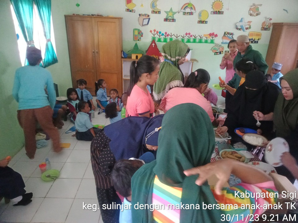 Sarapan bergizi bersama siswa TK