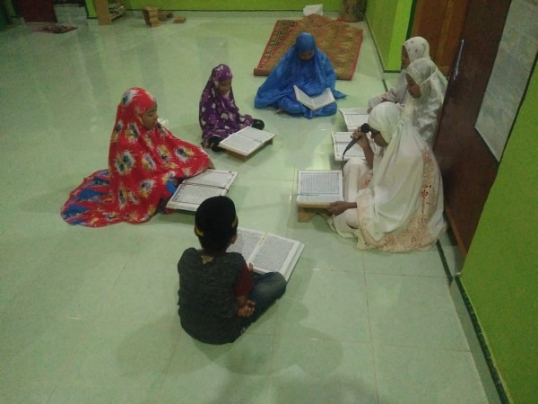 Magrib mengaji Pik-R