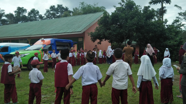 Dongeng Keliling sambil baca buku