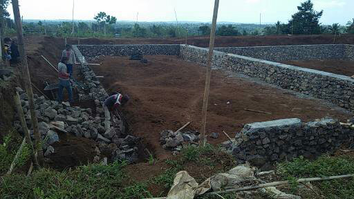 Pembangunan embung desa