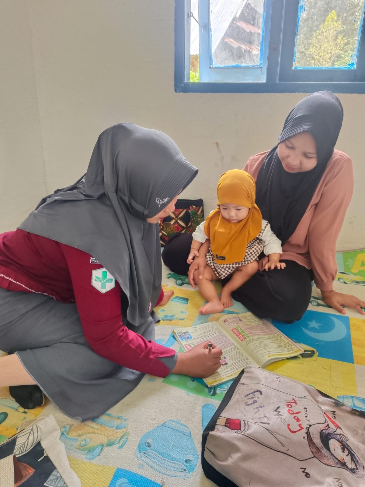 Penyuluhan okeh ibu bidan