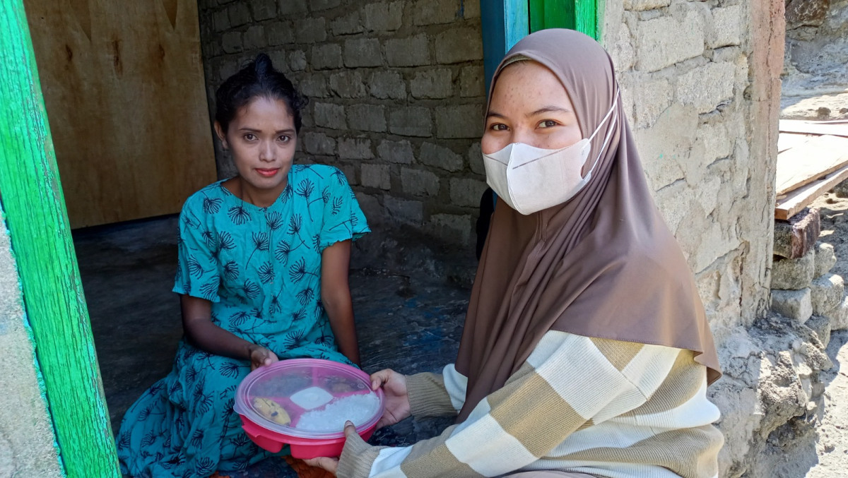 Dapur Sehat Atasi Stunting (DASHAT) Pemberian PMT kepada ibu hamil