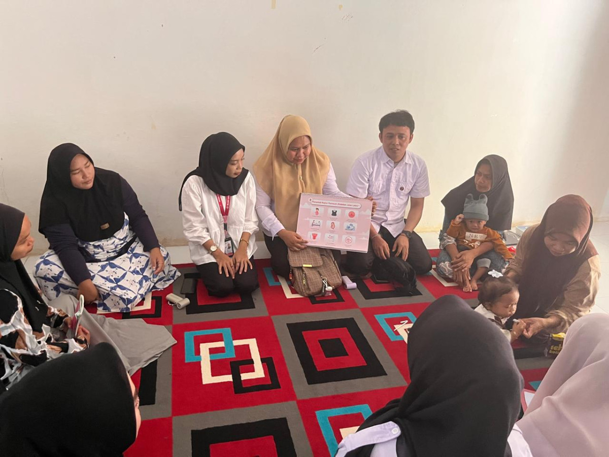 Pendampingan ibu/keluarga balita meliputi pemenuhan gizi, pengasuhan, dan pelayanan kesehatan