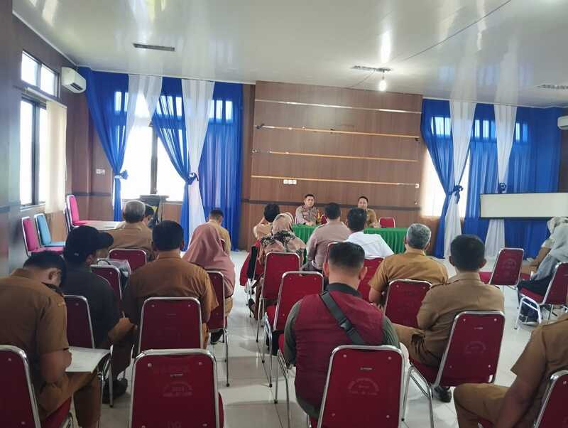 Rapat Koordinasi Penyaluran Beras Bantuan Pangan (BAPAN) bagi keluarga miskin