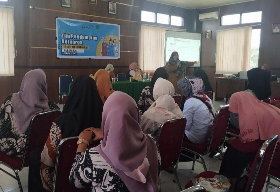 Orientasi tim pendamping keluarga