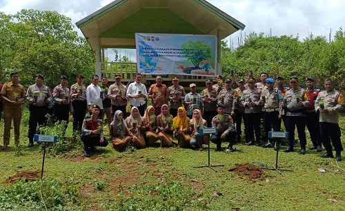 Penanaman pohon serentak