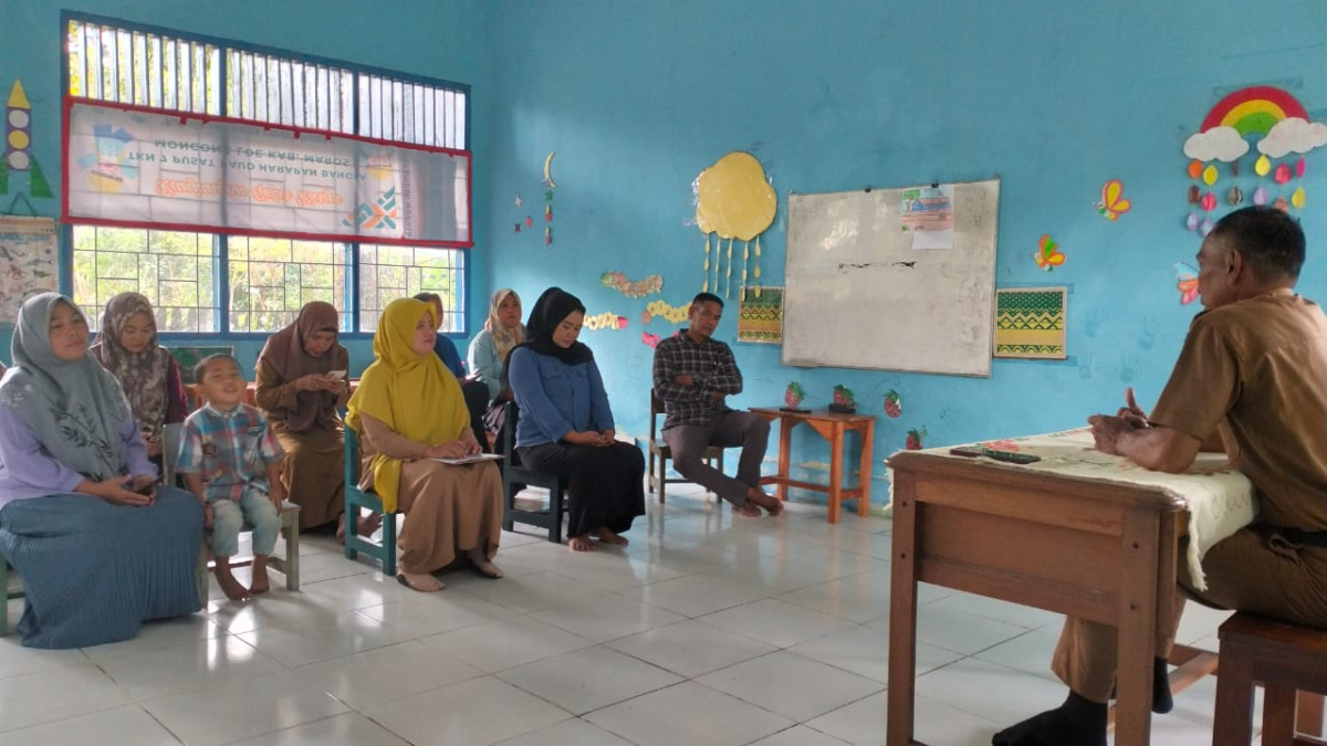 PEMBINAAN PERTEMUAN KELOMPOK KERJA(POKJA) KAMPUNG KB (KELUARGA BERKUALITAS) DESA BONTO MARANNU KEC.MONCONGLOE KAB.MAROS