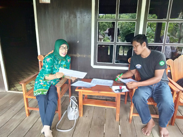 Melakukan Advokasi kepada tokoh informal