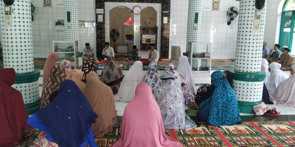 PELATIHAN MEMANDIKAN JENAZAH