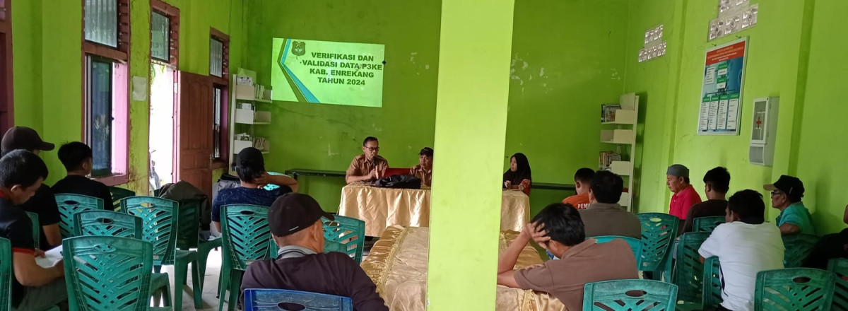 Rapat pertemuan Kalrifikasi Data P3KE  Desa Taulan