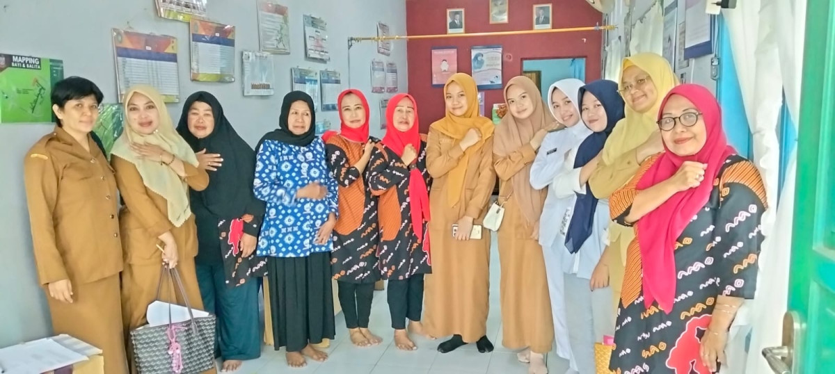 kunjungan Dinas Kesehatan ke Posyandu RW 01