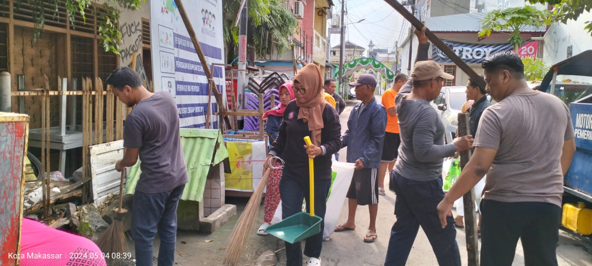 Kerja Bakti di Kampung KB