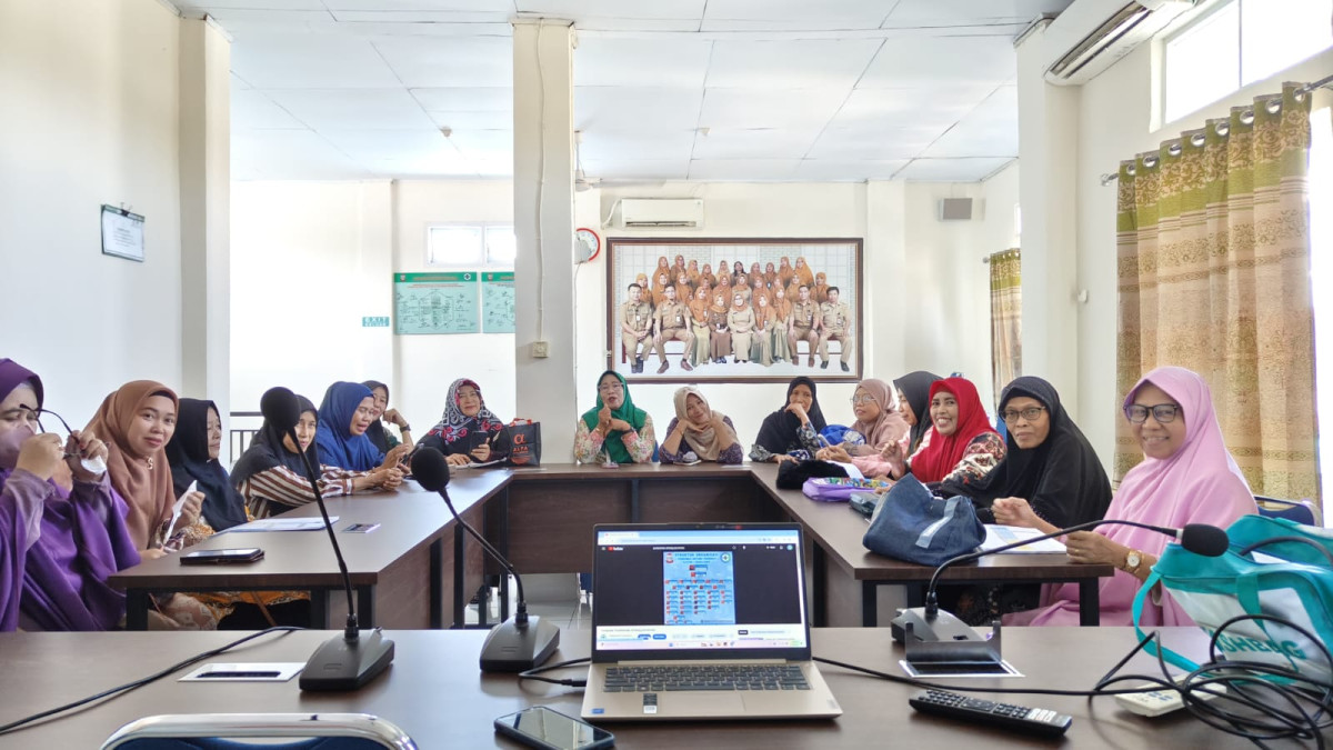 Sosialisasi pemberantasan sarang nyamuk  bagi jumantik