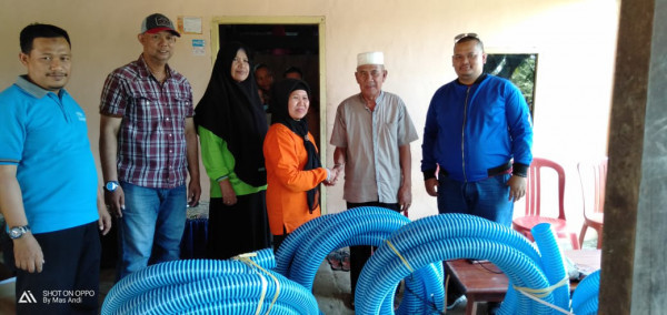 Penyerahan Bantuan Pompa Air